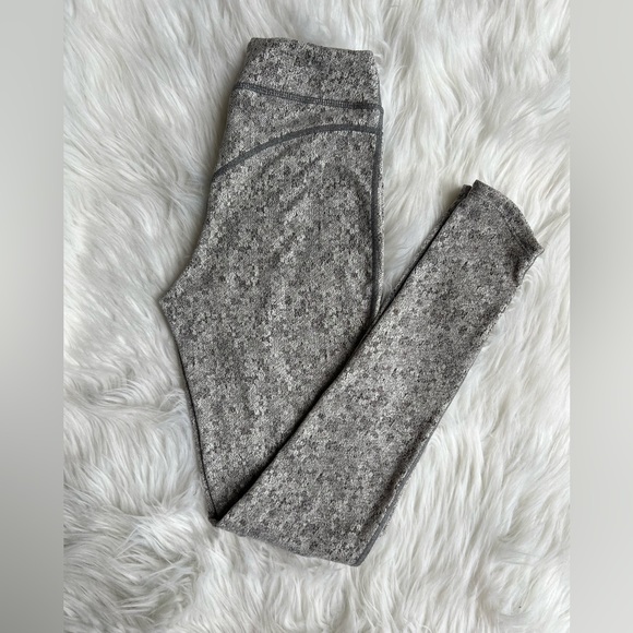 gymshark fit fleur texture leggings size XS - Picture 8 of 10